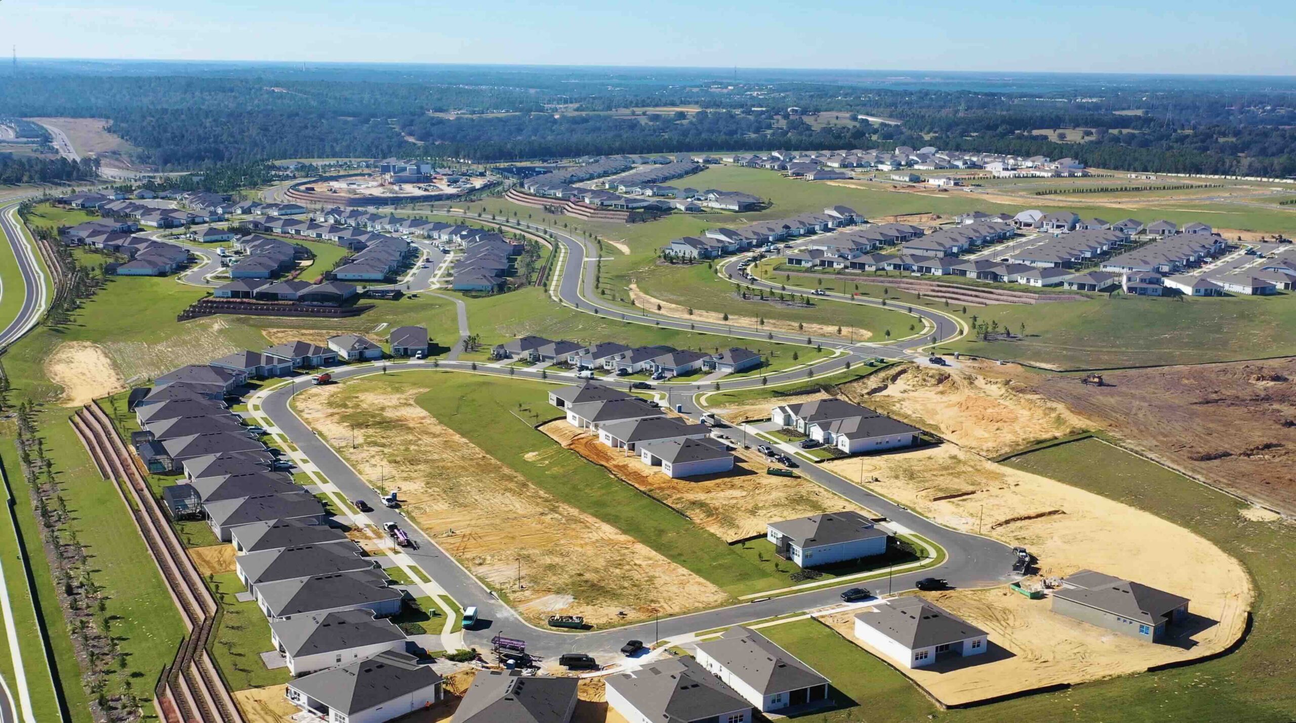 2026 market drivers: relocation, monthly payment focus, builders, and concessions.